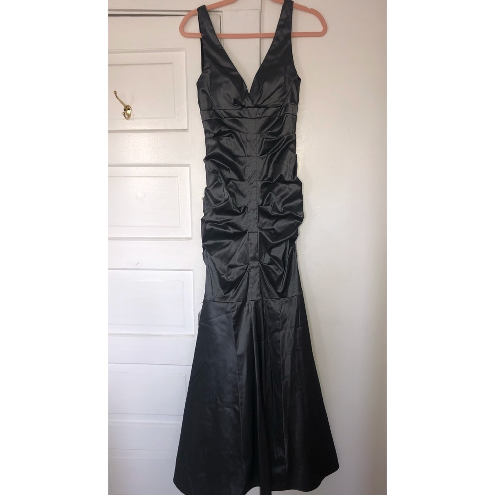 EUC Mermaid Gown Size 6